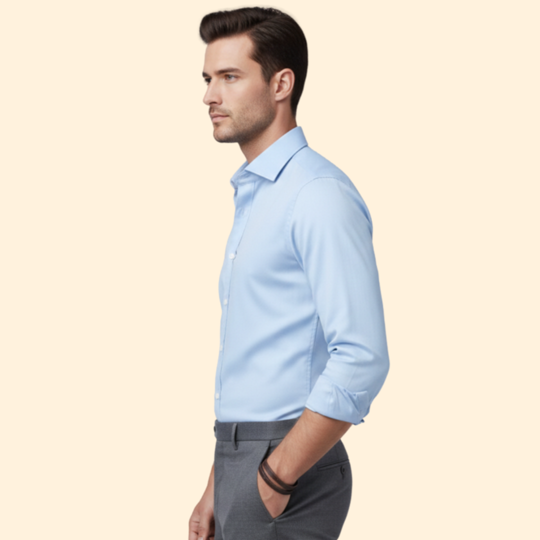 Tommy Men’s Classic Fit Shirt with Button Closure