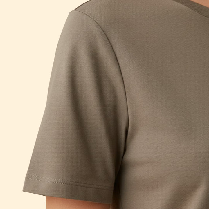 Women’s Short Sleeve T-Shirt with Round Neck
